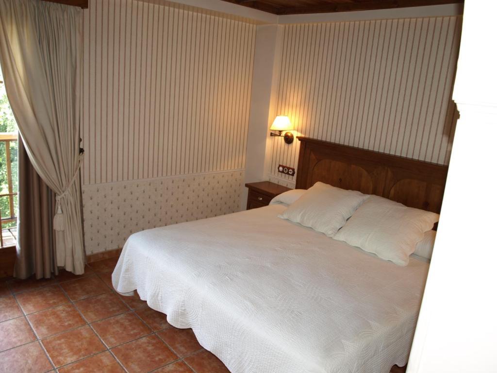 Hotel Bocale Sallent de Gállego Rum bild