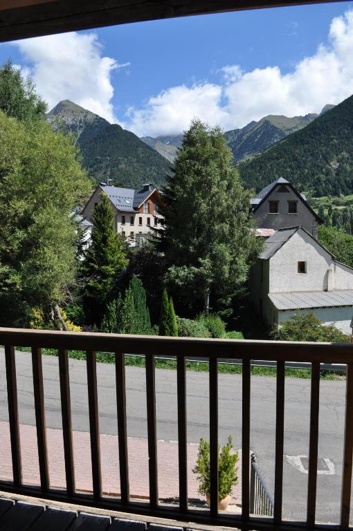 Hotel Bocale Sallent de Gállego Exteriör bild
