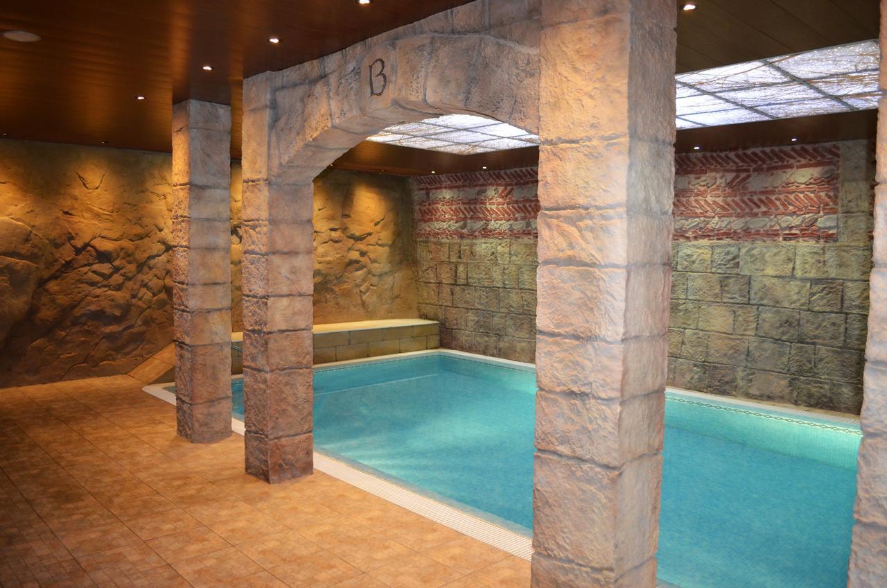Hotel Bocale Sallent de Gállego Exteriör bild